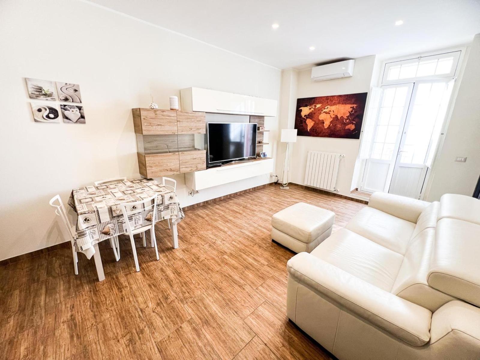 Bottalico Apartments Bari Bagian luar foto